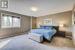 207 Valley Ridge Manor NW Calgary