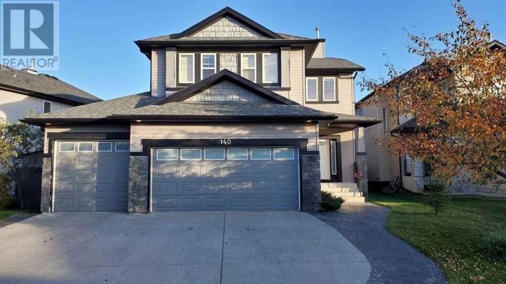 140 Royal Birch Crescent Crescent NW Calgary