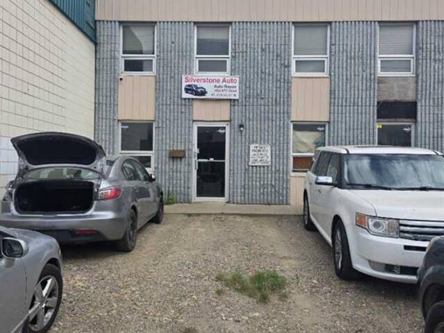 5, 4616 6A Street NE Calgary