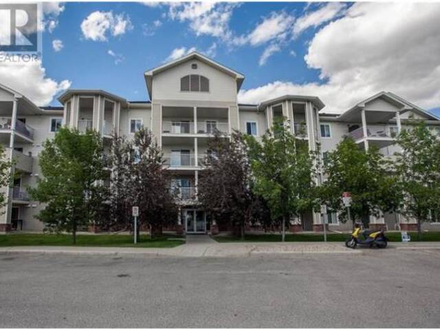 1405, 17 Country Village Bay NE Calgary Alberta