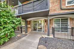 106, 1015 14 Avenue SW Calgary