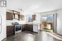 210 Saratoga Close NE Calgary