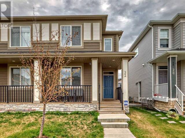 32 Cornerbrook Gate NE Calgary