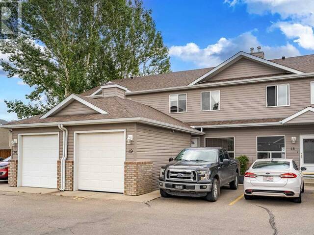 19, 900 Allen Street SE Airdrie Alberta