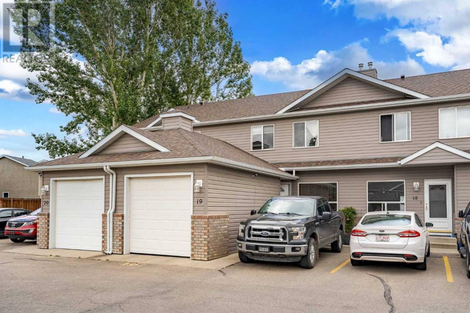 19, 900 Allen Street SE Airdrie