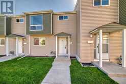 61, 5425 Pensacola Crescent SE Calgary