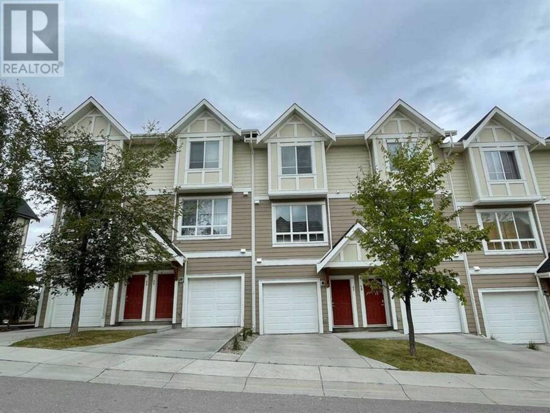 57 Sherwood Lane NW Calgary