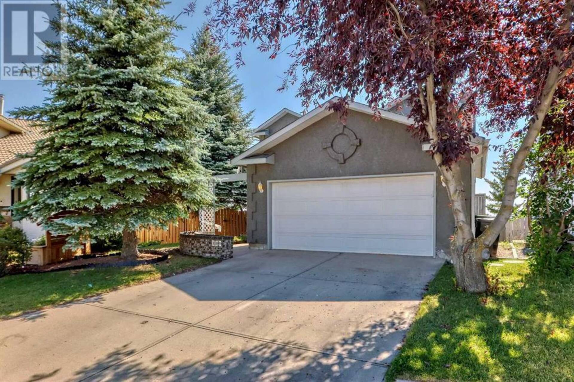 105 Hawkbury Close NW Calgary