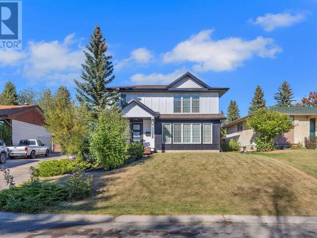 5528 Dalhart Hill NW Calgary Alberta