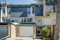 418 Brae Glen Crescent SW Calgary