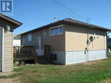 207 deBeaudrap Street Trochu