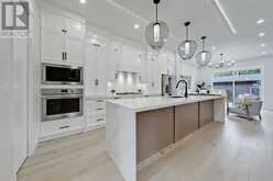 916 42 Street SW Calgary