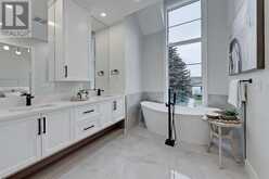 916 42 Street SW Calgary