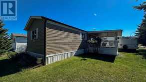 611 4 Ave NW Sundre