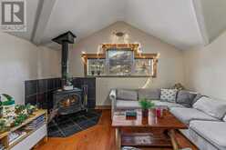 1275 railway Avenue Canmore