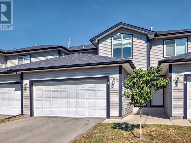 3, 102 Canoe Square SW Airdrie Alberta