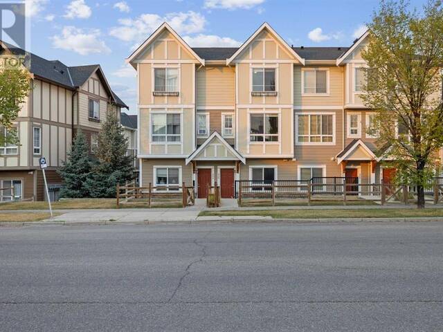 906 Sherwood Boulevard NW Calgary Alberta