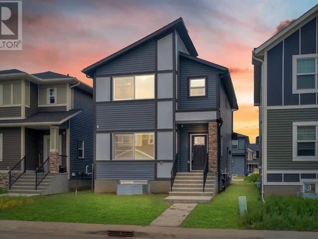 105 Midtown Close SW Airdrie Alberta