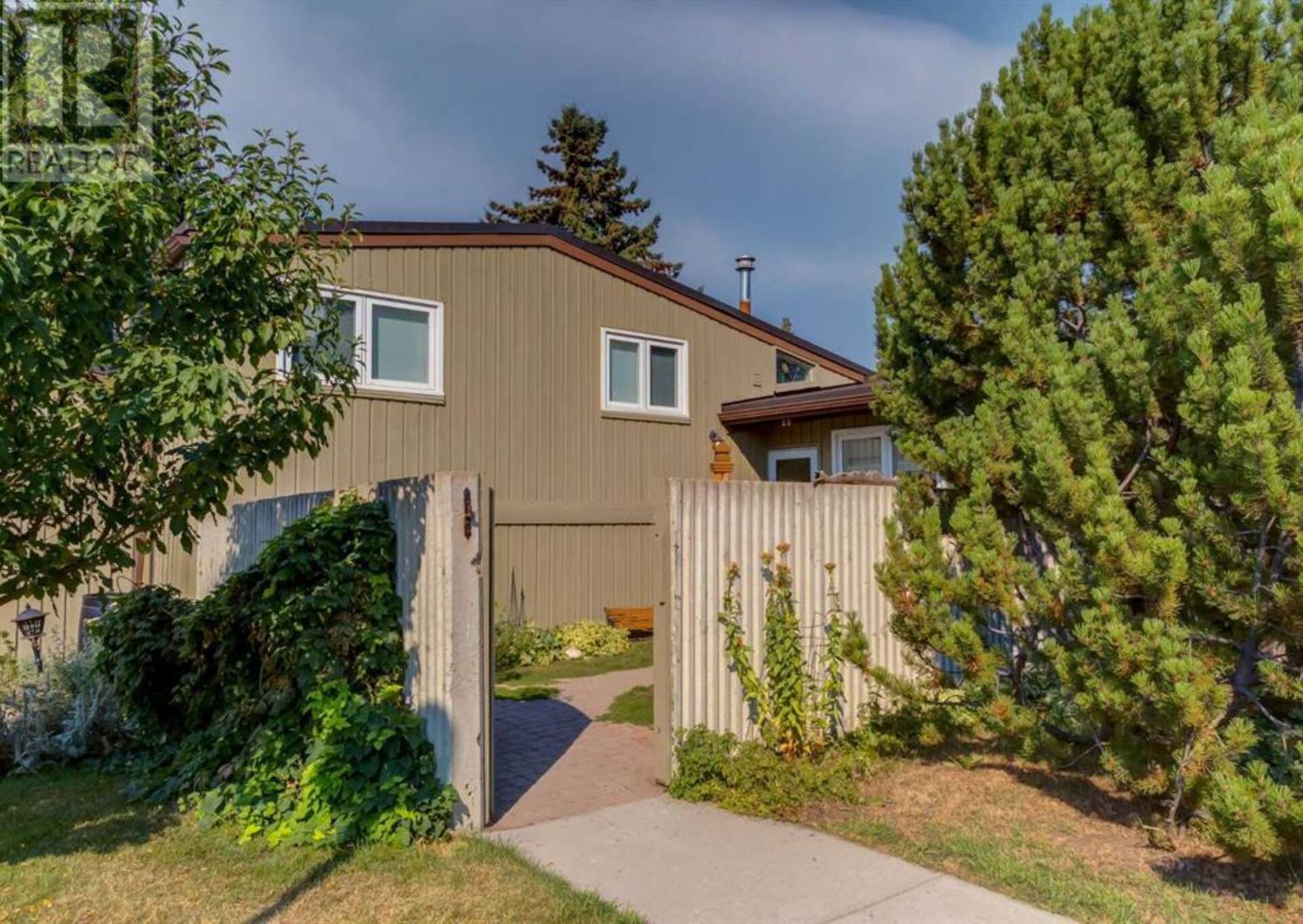 605, 4500 39 Street NW Calgary