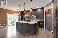 532 Everbrook Way SW Calgary