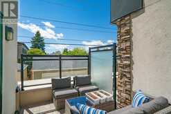 113, 15 Rosscarrock Gate SW Calgary