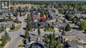 194 Woodbriar Circle SW Calgary