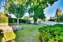 194 Woodbriar Circle SW Calgary