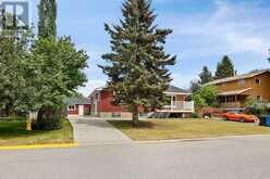 212 5 Avenue NE Sundre