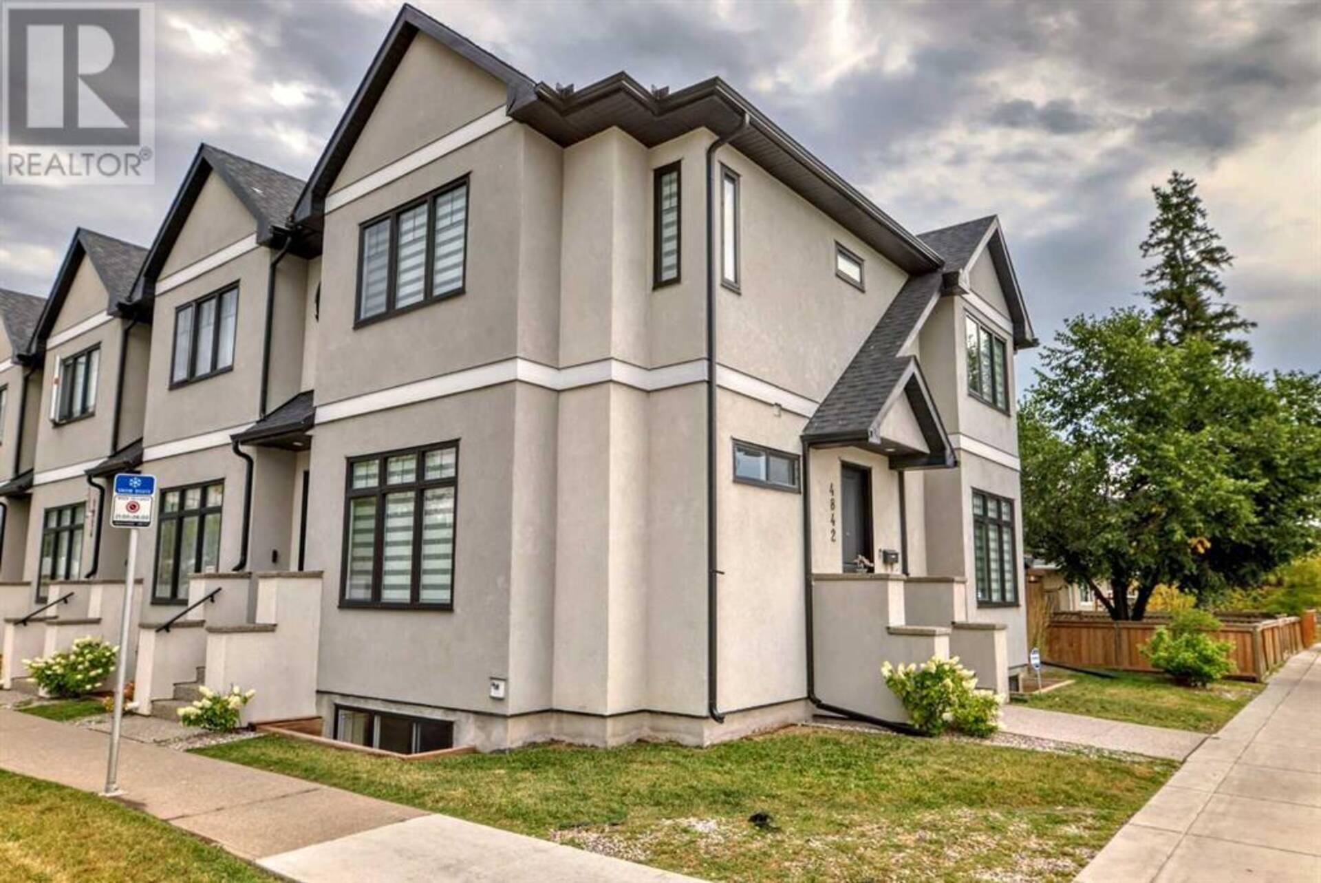 4842 Bowness Road NW Calgary