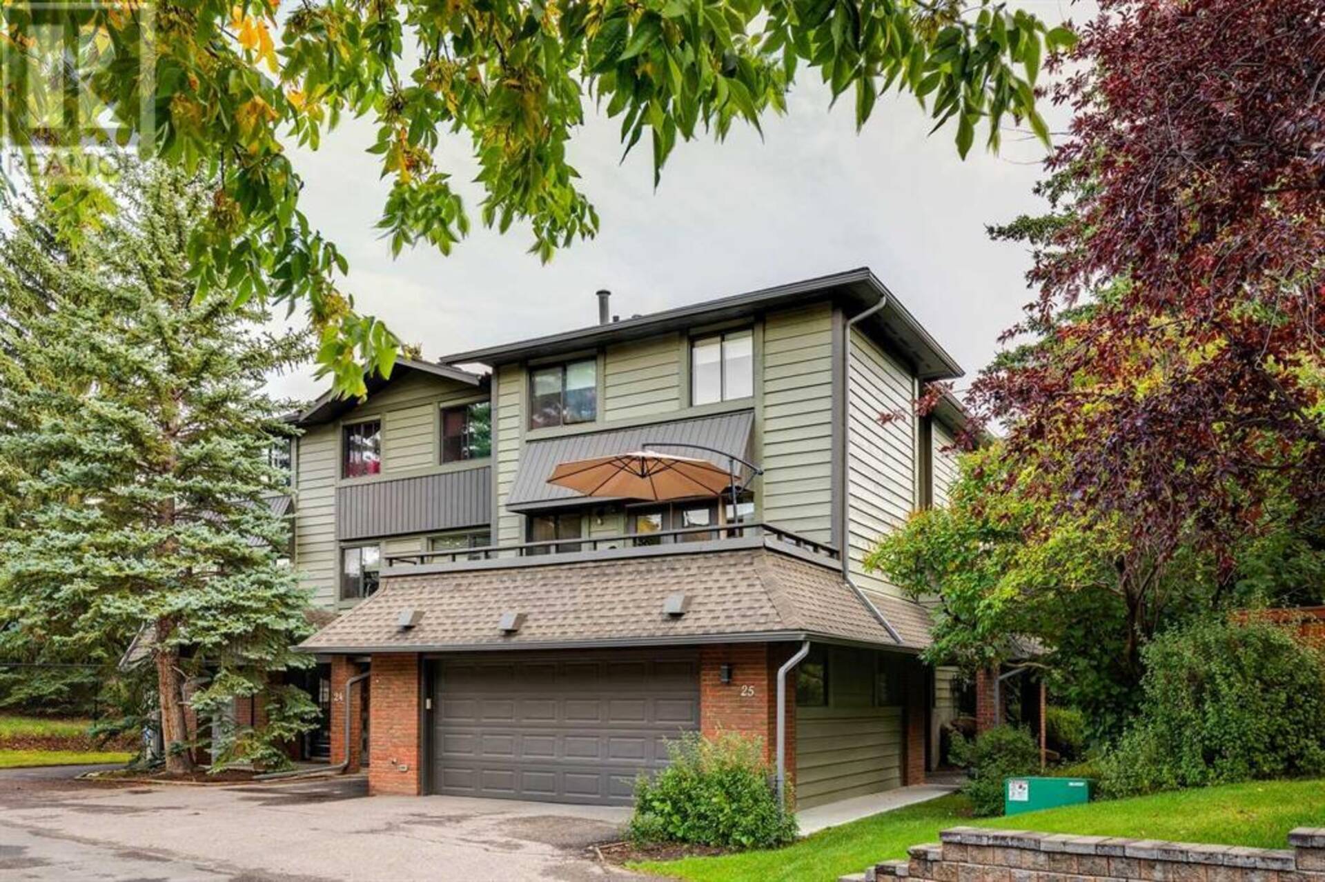 25, 10030 Oakmoor Way SW Calgary