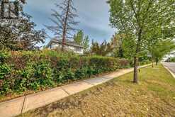 224 1 Avenue NE Airdrie