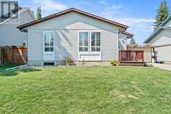 315 Woodridge Place SW Calgary