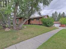 104 Oakfield Place SW Calgary