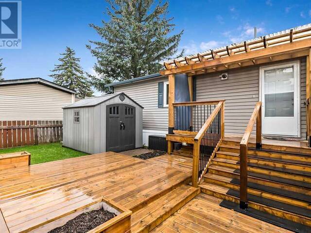 7, 3223 83 Street NW Calgary Alberta