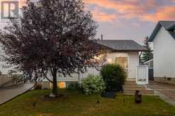 18 Sandstone Crescent SE Airdrie