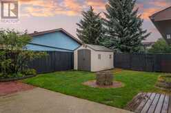 18 Sandstone Crescent SE Airdrie