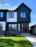 2827 Cochrane Road NW Calgary