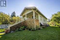 219 2 Avenue SE High River