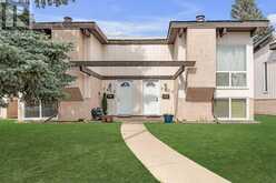 2622 Oakmoor Drive SW Calgary