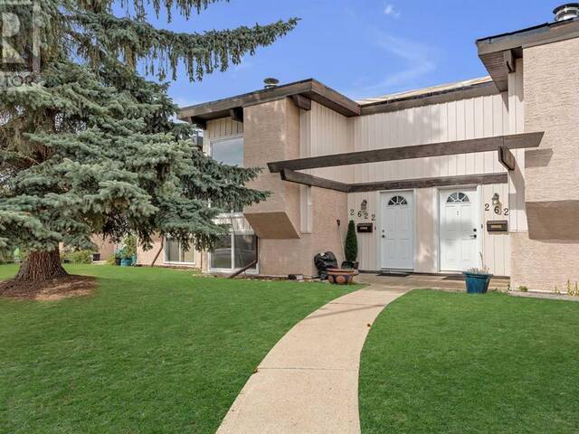 2622 Oakmoor Drive SW Calgary Alberta