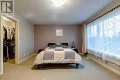 136 Cougartown Close SW Calgary