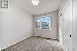 208 Lucas Place NW Calgary