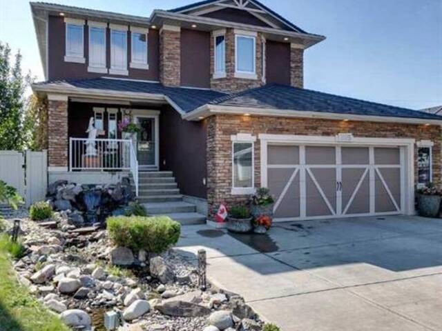 205 Magenta Crescent Chestermere Alberta