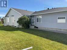 110 Riverside Place NW High River