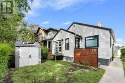 218 19 Avenue NW Calgary