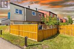 74, 4740 Dalton Drive NW Calgary