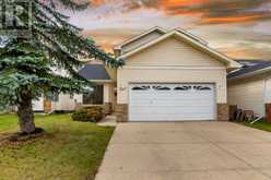 287 hawk wood Drive NW Calgary