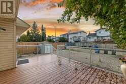 287 hawk wood Drive NW Calgary