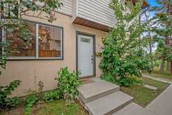 13, 4531 7 Avenue SE Calgary