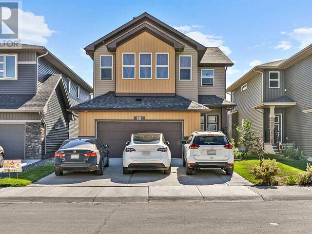 221 Corner Meadows Manor NE Calgary